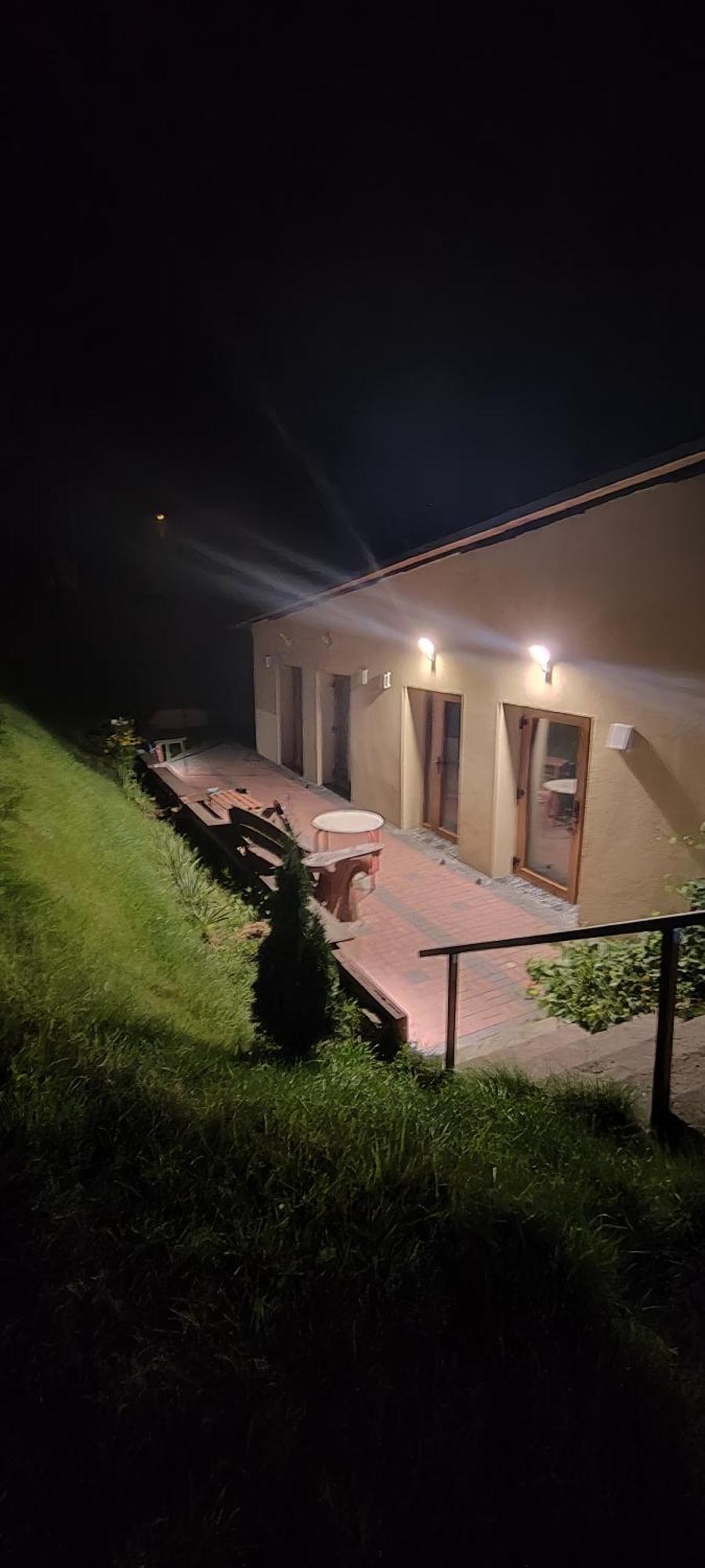 Pokoje Mira Тожим Екстериор снимка